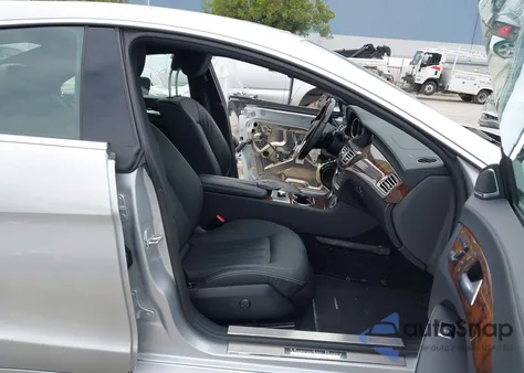 2014 Mercedes-Benz Cls 550 z USA, uszkodzony, nr VIN WDDLJ7DBXEA093227